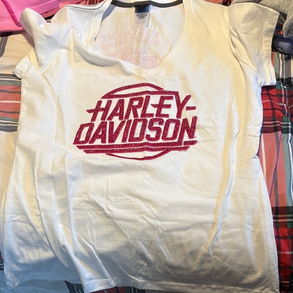 Harley-Davidson  Tee with pink Logo